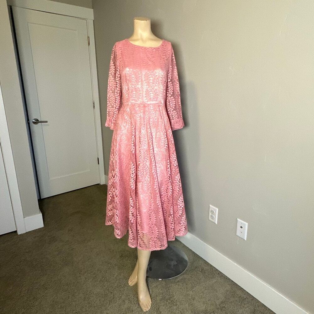 Jenn Lace Tea Length Dress-NWOT